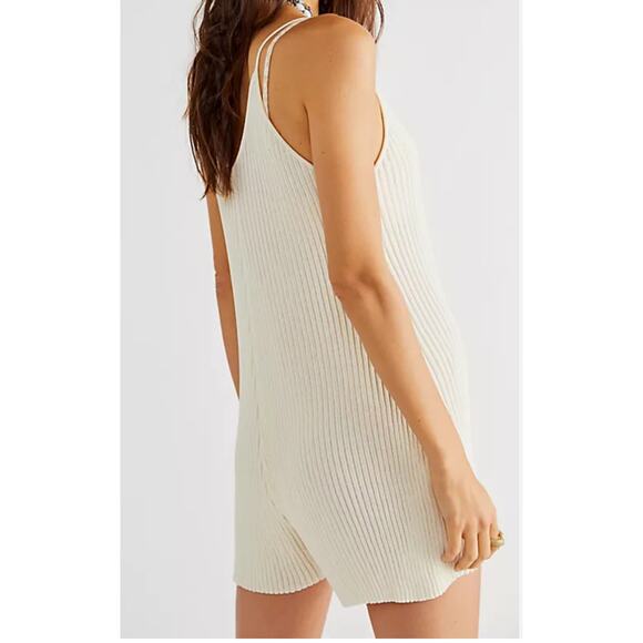 Free People Beach Nola Sweater Romper Gardenia Cream Color Large Womens - Picture 2 of 8